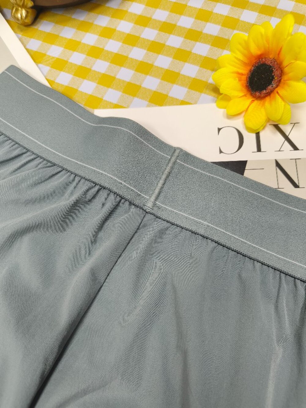 Alo Yoga Brand Trouser🌻Steel Gray(Women's Regular 30-inch)🌠 - Picture 4 of 8